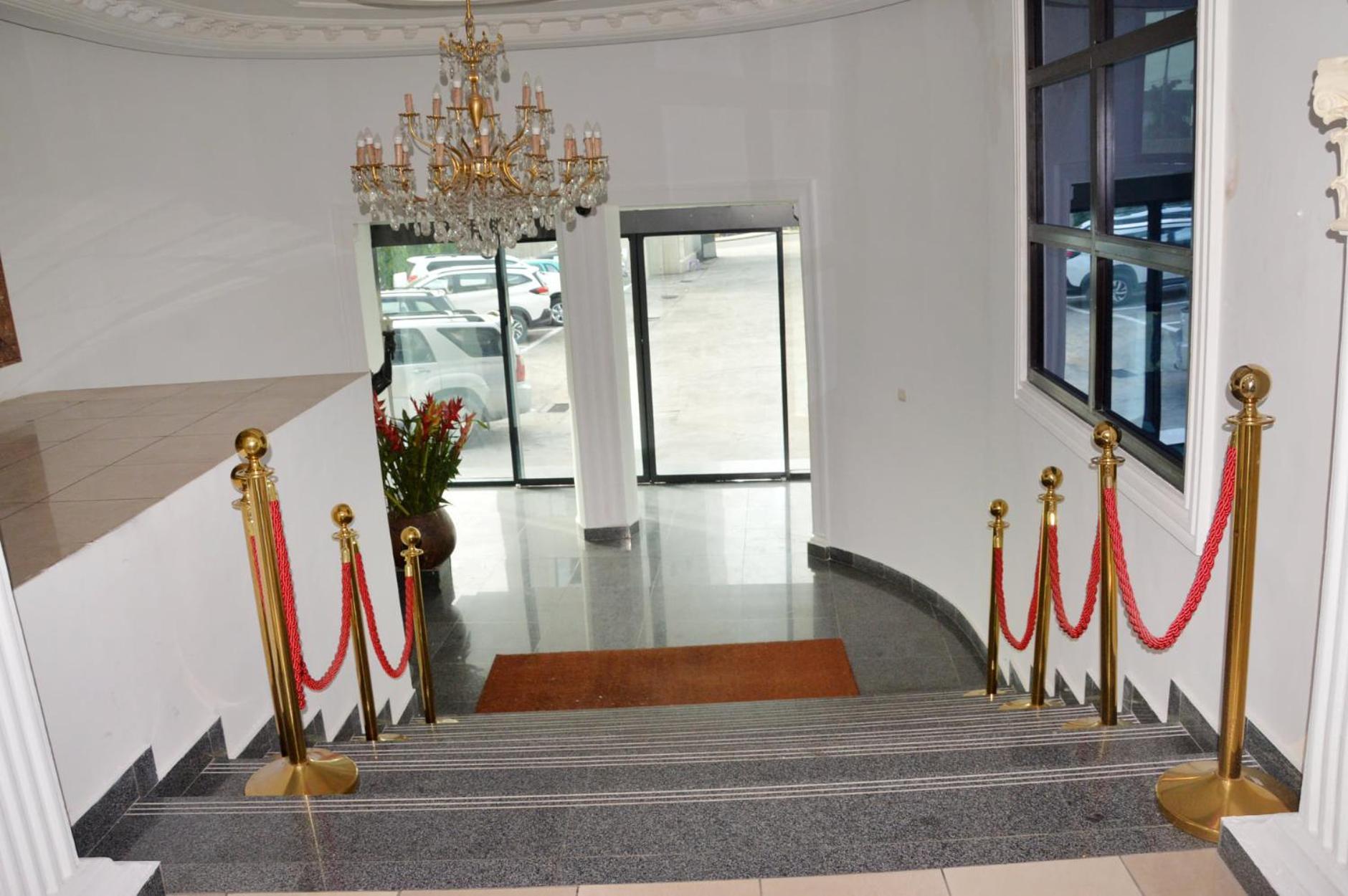 Hotel Vallee Des Princes Duala Zewnętrze zdjęcie